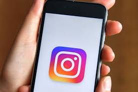 You can upload as many pictures as you want and your friends will leave comments and give likes to them, doesn't it sound nice? Sebanyak Inikah Jumlah Pengguna Instagram Di Indonesia