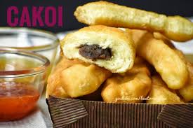 Beberapa orang peternak ikan koi mengatakan bahwa ikan koi yang pakannya dicampur dengan sari bawang putih ada beberapa cara yang bisa digunakan untuk membuat sari bawang putih, tetapi di sini saya hanya menuliskan salah satu dari resep tersebut. Cakoi Lembut Gebu Dan Mudah Buat Orang Lapo