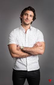 Guadalupe reyes dos amigos de toda la vida deciden intentar el desafío guadalupe reyes, que consiste en beber todos los días desde el 12 de diciembre. Emiliano Zurita Debuta Como Actor En Se Ntilde Ora Acero People En Espanol