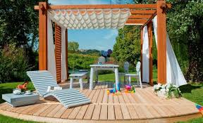 We did not find results for: Comment Construire Une Pergola En Bois Pour Decorer Sa Terrasse
