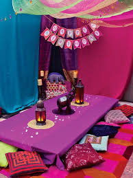 Its lucrative and almost everybody is jumping on to the bandwagon. Pin On Maskerade Mardi Gras Theme
