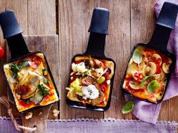 Entspricht die raclette 12 personen der qualität, die sie als käufer in dieser preisklasse erwarten können? Pizza Raclette So Geht S Richtig Lecker