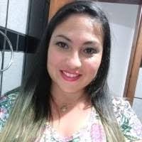 Geraldine Bueno's Instagram, Twitter & Facebook