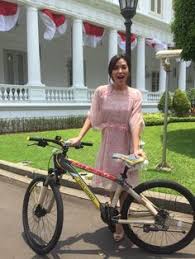 Kumpulan gambar animasi bergerak romantis. Arung Raya Arungraya Profile Pinterest