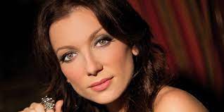 Jun 25, 2021 · nem szült tízes ikreket, sőt, még terhes sem volt az a nő, akiről korábban szinte minden sajtóorgánum megírta, hogy megdöntötte a világrekordot az ikrekkel. Ruzsa Magdi Reagalt A Terhessegerol Szolo Hirekre