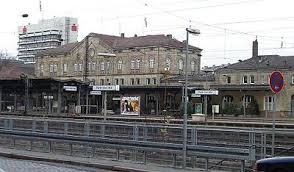 The station is mainly frequented by regional services. Furth Hauptbahnhof Wikiwand