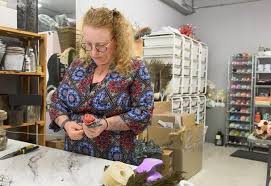 Bulk manufacturer exporters, wholesale suppliers of sola wood flowers, sola flowers kolkata, india. At Hamilton S Sola Flowers Canada Wooden Flowers Look Like The Real Thing Toronto Com