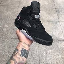 This air jordan 5 psg white colorway is an exclusive friends and family release that comes in white instead of black like the retail version. Air Jordan 5 Psg Release Date Nice Kicks