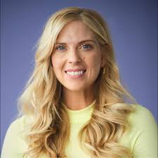 Parce qu'une vision devient réelle quand elle est partagée. Parce qu'une  équipe alignée peut créer bien plus que des objectifs… elle crée un  mouvement. Ici, chaque rêve compte ! Chaque ambition a