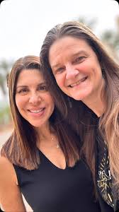 3 months ago I invited my friend and coach @kimmintenkocoaching to be part  of the Social Media Love team. We had dreamed about it for 3 years. Kim is  a coach in