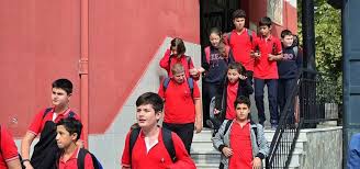 Peki, yarın okullar tatil mi? 27 Eylul Cuma Istanbul Okullar Tatil Mi Istanbul Valiligi Son Dakika Aciklamasi Istanbul Da Yarin Okullar