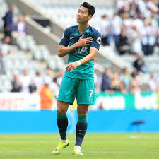 Football player for tottenham hotspur & south korea. Heung Min Son Wallpapers Top Free Heung Min Son Backgrounds Wallpaperaccess