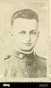 Aaron Peete's Instagram, Twitter & Facebook