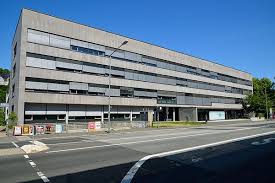 The university of marburg has about 23,500 students and 7,500 employees and is located in marburg, a town of 76,000 inhabitants, with university buildings dotted in or around the town centre. Philipps University Of Marburg Ranking Courses Fees Entry Criteria Admissions Scholarships Shiksha