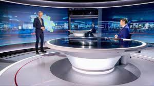 Nieuws van de dag met achtergrondinformatie, gevolgd door uitgebreide sportverslaggeving. De Studio Van Vtm Nieuws Is Genomineerd Voor Een Promaxbda Award Tv Hln Be
