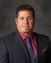 Steven Wilcoxen's Instagram, Twitter & Facebook