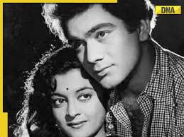 This superstar wanted to be hero but became villain, took 'sanyaas' after  flop films, made big sacrifice for Dilip Kumar