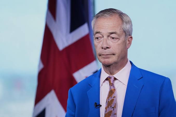 U.K.'s Farage says he'll quit as lawmaker and seek reelection - Los Angeles Times
