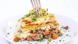 Rach S Royal Shepherd S Pie A Cheesy Mashed Potato Topped Masterpiece Shepherds Pie Recipes Food Network Recipes
