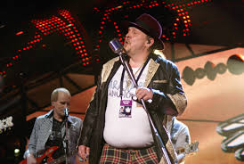 Man tvingades dock korta ner konserten. Olle Jonsson Lasse Stefanz Ung