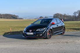 Civic 2.0 type r gt. Honda Civic Type R Gt Black Edition Ist Er Zu Hart Bist Du Zu Schwach Autofilou
