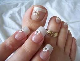 Diseños de acrílico, uñas de pies encapsuladas !! Manicura Francesa Con Flores 21 Disenos De Unas Disenos De Unas Pies Unas Manos Y Pies Unas De Pies Sencillas