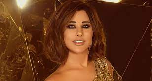 حصلت الفنانة اللبنانية نجوى كرم على الإقامة الذهبية من دولة الإمارت، وشاركت المتابعين عبر صفحتها الخاصة على انستغرام صوراً من كواليس الإحتفال بهذه المناسبة في الإمارات، وإستلامها للإقامة. Ù†Ø¬ÙˆÙ‰ ÙƒØ±Ù… ØªØ­ØµÙ„ Ø¹Ù„Ù‰ Ø§Ù„Ø¥Ù‚Ø§Ù…Ø© Ø§Ù„Ø°Ù‡Ø¨ÙŠØ© Ø¨Ø§Ù„Ø¥Ù…Ø§Ø±Ø§Øª ØµØ§Ø±Øª Ø§Ù„ÙØ±Ø­Ø© Ø§Ø«Ù†ÙŠÙ† Bitajarod Online Magazine