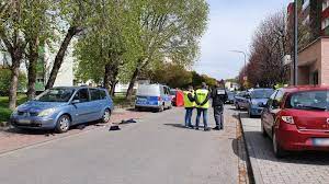 Policjanci próbowali skontrolować mężczyznę, który mógł policjant zastrzelony podczas interwencji. Jc0tfie8fmowzm