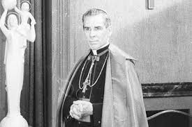 Appeals court reignites battle over famed TV bishop's remains