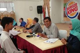 Ada perusahaan yang sedang membuka kesempatan lowongan kerja smk, burgerking, staf teknisi, checker, customer service dan banyak lagi di daerah semarang melalui indeed.com. Burger King Recruits Brspdsrw Melati Beneficiaries Ministry Of Social Affairs Republic Of Indonesia