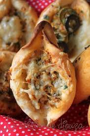 Fatayers Libanais Chausson A La Viande Recette Cuisine Libanaise Recette Recettes De Cuisine Cuisine Libanaise