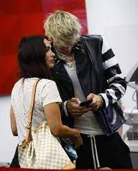 Pin On Machine Gun Kelly