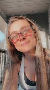 Katelyn Cowley's Instagram, Twitter & Facebook