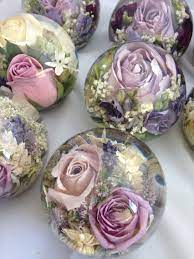 Maybe you would like to learn more about one of these? Flowers Preserved Forever In Our Lovely 3 5 Multi Flower Paperweights Diy Resin Crafts Resin Crafts Resin Diy