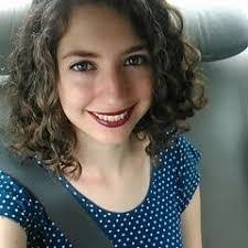 Carol Serpa's Instagram, Twitter & Facebook