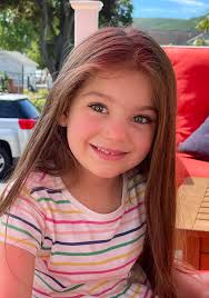 Lisa Sebelle (@lisa_sebelle) • Instagram photos and videos