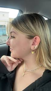 Gave my zumirez some ear piercings PATINETIDOOR Dreamin E PARTYNEXTDOOR2  2:28 Love Me (feat. Drake E Wayne 4:16 Future) Get You (feat. Kali Uchis)  Daniel Caesar 4:39 Ariana Grande fantasize (eternal sunshine