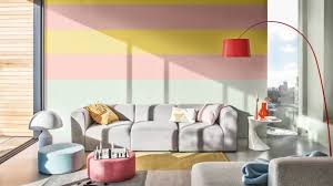 Aunque el marrón es un color cálido, también es neutral, lo cual significa que una una amplia gama de colores neutros funcionarán con los ladrillos; Colores Para Paredes 2021 2022 Tendencias Pintura Interiores