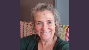 Colchester 'music angel' helps couples living with dementia record memories