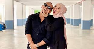 Invest in your hair, you wear it everyday''. Hanya Ada Rm500 Dalam Akaun Bank Siti Sarah Dedah Pernah Hidup Susah Dengan Shuib