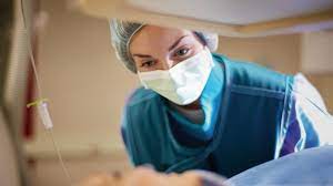 Răspunsurile la aceste întrebări și mult mai multe informații le găsiți în articolul următor. Ce Salariu Are O AsistentÄƒ MedicalÄƒ Cat CaÈ™tigÄƒ La Un Spital De Stat Stiri Romania