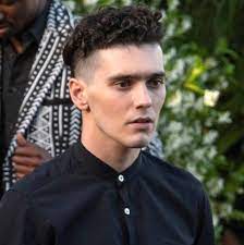 Noughts + crosses is a british drama television series based on the noughts & crosses novel series by malorie blackman. Why Noughts Crosses Made A Mistake By Changing Its Ending