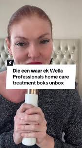 Hair care at home. Ek is baie opgewonde om my lokke ekstra liefde te gee.  #askforwella #wellapassionistas #wellahaircare #afrikaans #doenditjouself  #doenditinafrikaans #lekkerman #dismooi #redhair ...