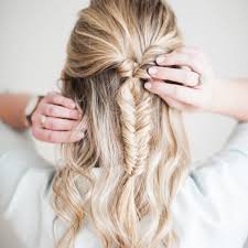 Start braiding your hair as you move sideways. 50 Medium Length Hairstyles We Can T Wait To Try Out Hair Motive Hair Motive
