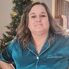 Mackenzie Simms's Instagram, Twitter & Facebook