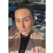 Like destroying one or two things? Opt for an Enforcer. Ms. Zurkon  recommends you squeeze the trigger