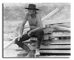 The order of these top henry fonda movies is decided by how many votes they receive, so only highly rated henry fonda movies will be at the top of the list. Ss2442388 Filmbild Von Henry Fonda Promi Fotos Und Poster Bei Starstills Com Kaufen