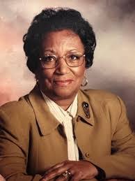 Effie Pace's Instagram, Twitter & Facebook