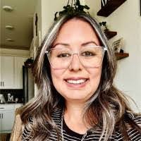 Nicole Piet's Instagram, Twitter & Facebook