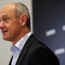 Siemens to spend $2.2 billion to ramp up global production